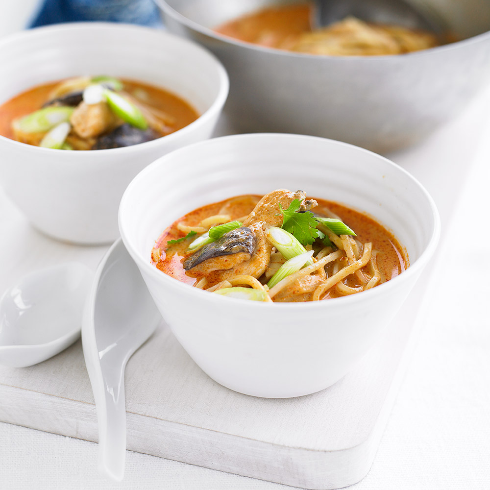 A Chicken Laksa Soup Recipe That's Ready in 20 Mins!