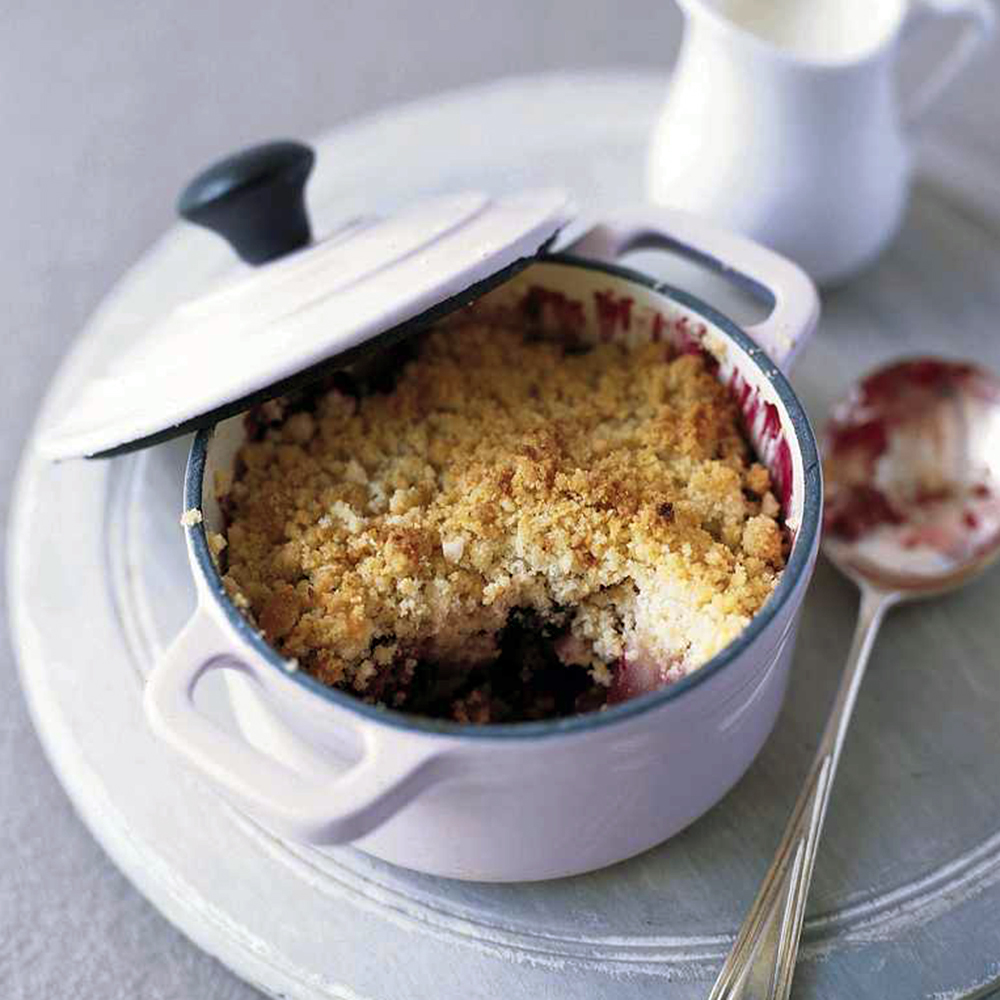 How To Make Crumble A Quick And Easy Dessert
