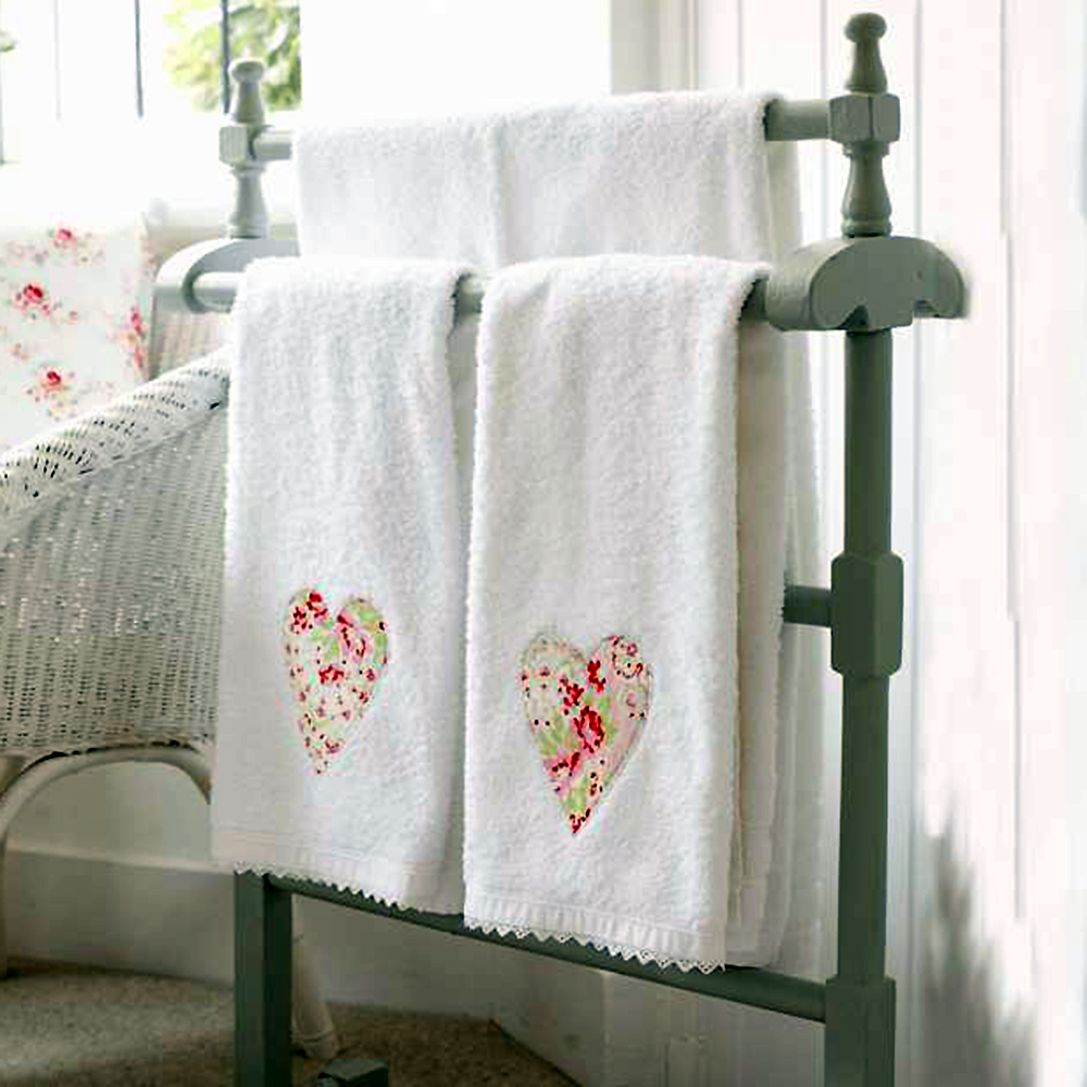 How To Pretty Up Plain Towels With Appliqué Hearts